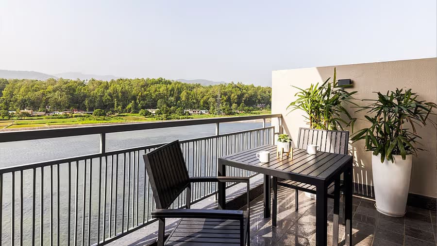 best tourist places near nahan