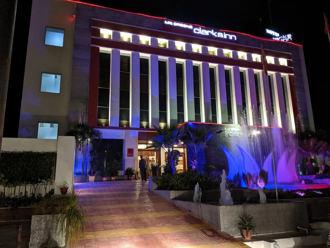 moradabad railway station hotels