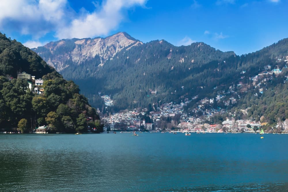 Nainital Hotel Booking Guide: How to Choose the Best Stay for Your Budge