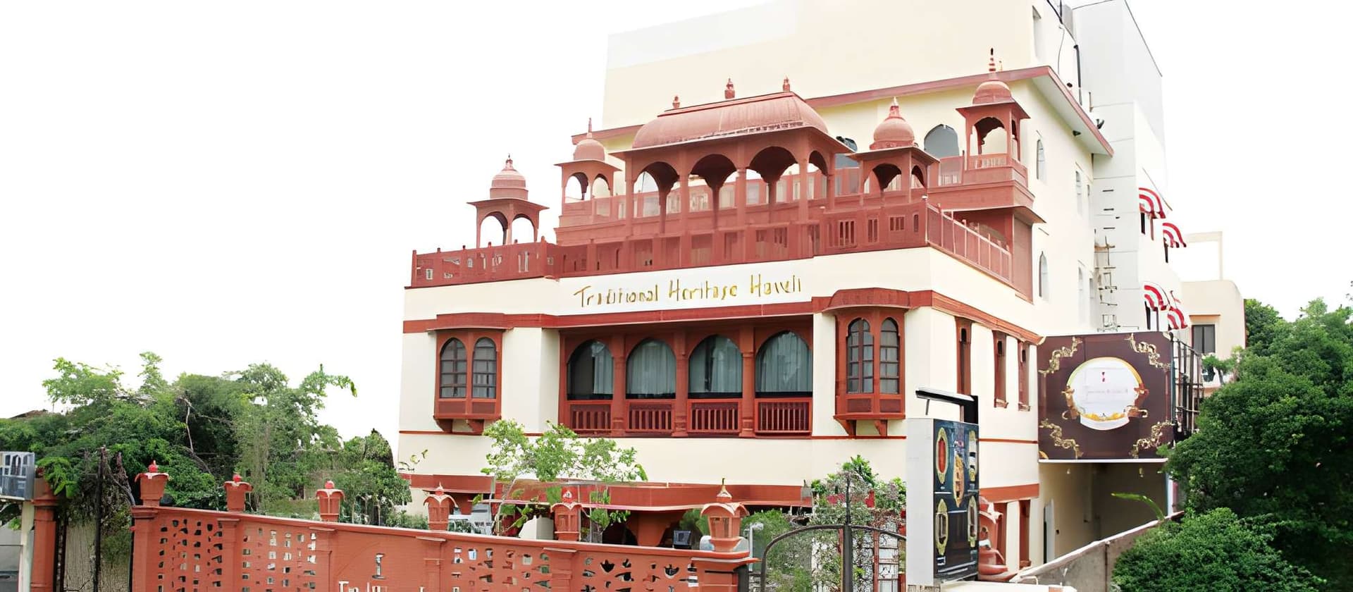 WelcomHeritage Traditional Haveli - Jaipur