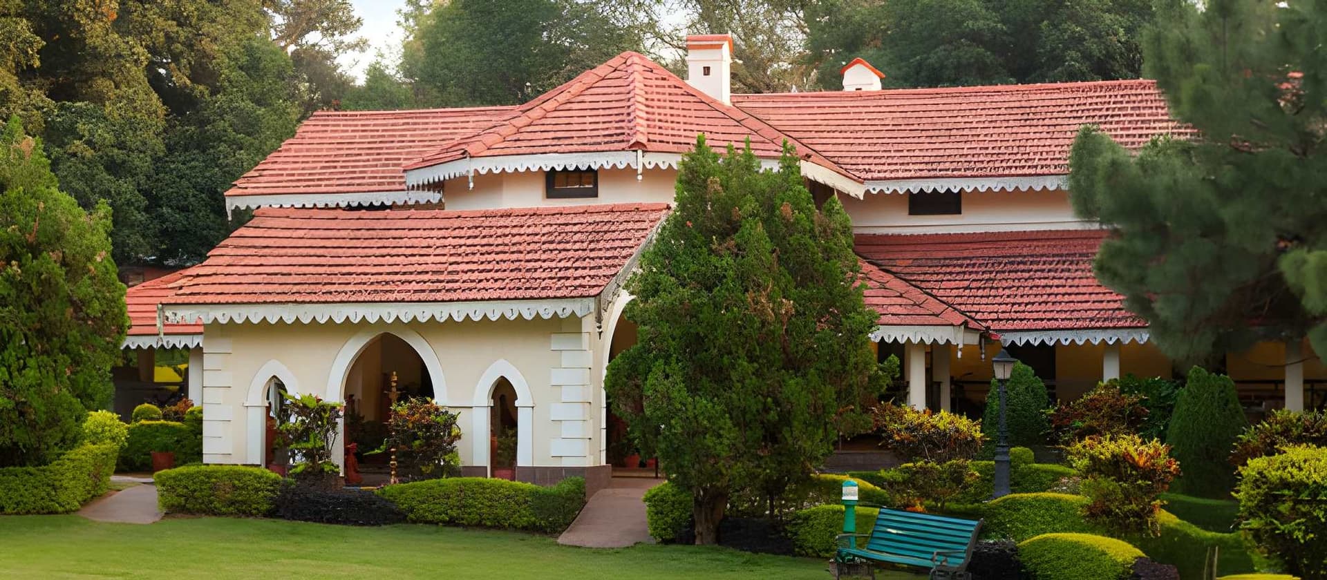 WelcomHeritage Golf View - Pachmarhi