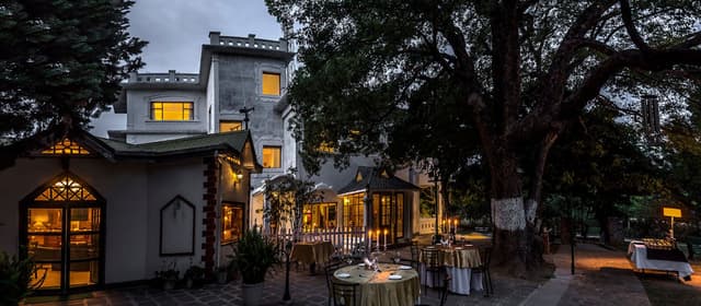 WelcomHeritage Judges Court - Pragpur