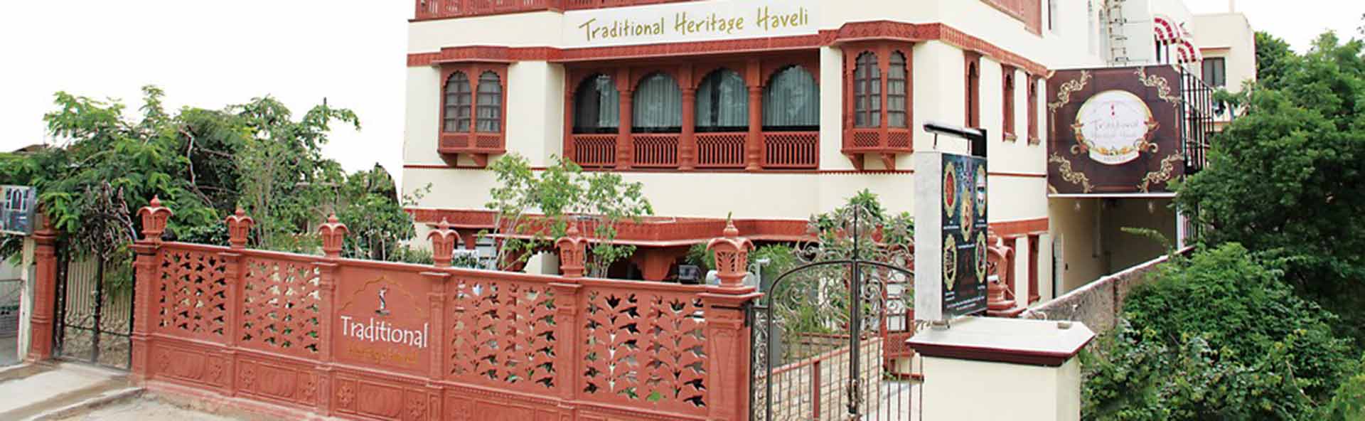 WH TRADITIONAL HAVELI WelcomHeritage Traditional Haveli - Jaipur1