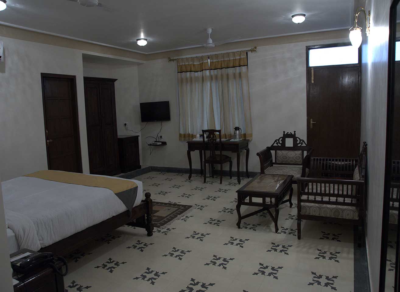 WelcomHeritage Sirsi Haveli, Jaipur - Suite