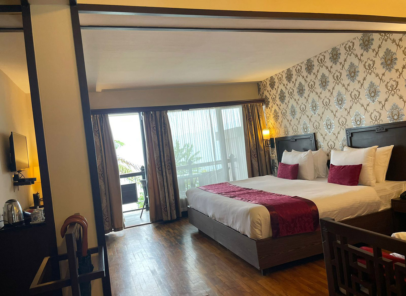 WelcomHeritage Denzong Regency - Heritage Deluxe Rooms