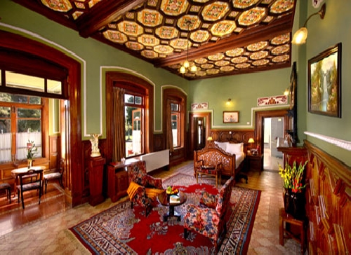 WelcomHeritage Ferrnhills Royale Palace, Ooty - Studio Suite