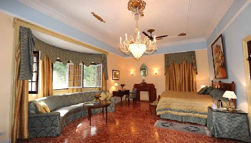 WelcomHeritage Taragarh Palace- Heritage Suite 
